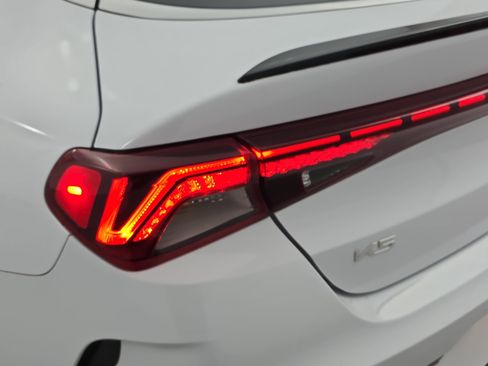 Used 2023 Kia K5 GT-Line image 34