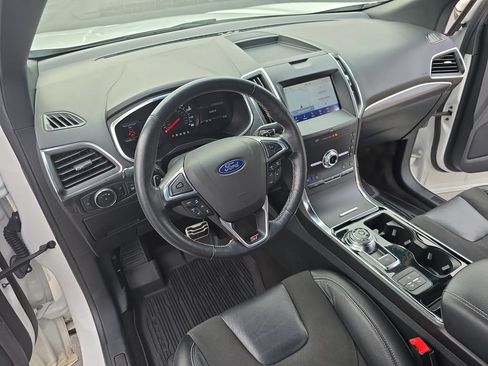 Used 2020 Ford Edge ST w/ Equipment Group 401A AWD/4WD image 19