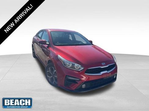 Used 2019 Kia Forte LXS image 1