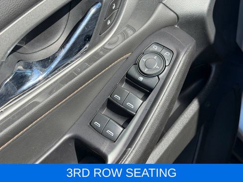 Used 2020 Chevrolet Traverse LS AWD/4WD image 16