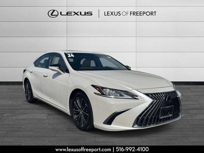 Used 2024 Lexus ES 350 w/ Premium Package