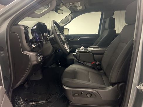 New 2026 GMC Sierra 1500 Elevation image 8