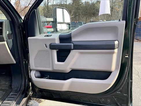 Used 2019 Ford F350 XL w/ Power Equipment Group image 19