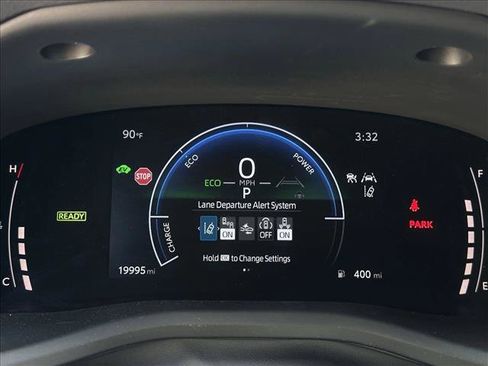 Used 2025 Toyota Camry LE FWD image 12