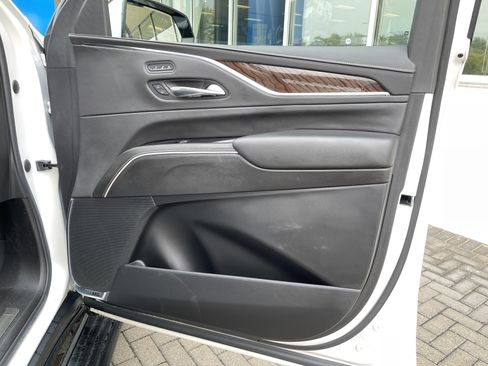 Used 2021 Cadillac Escalade Sport Platinum w/ Heavy-Duty Trailer Package image 42