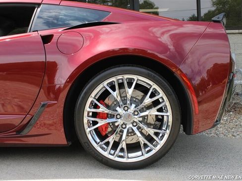 Used 2016 Chevrolet Corvette Z06 w/ 3LZ Preferred Equipment Group RWD image 10