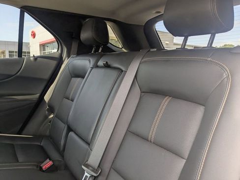 Used 2022 Chevrolet Equinox Premier image 27