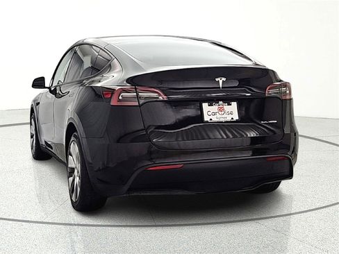 Used 2023 Tesla Model Y Long Range image 8