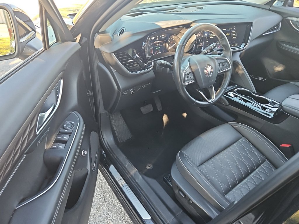 Used 2023 Buick Envision Avenir AWD/4WD image 6