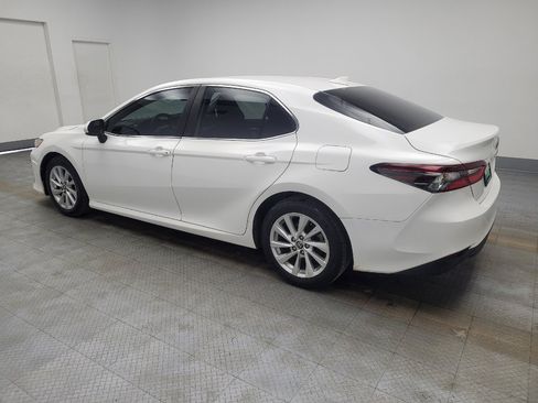 Used 2023 Toyota Camry LE image 3
