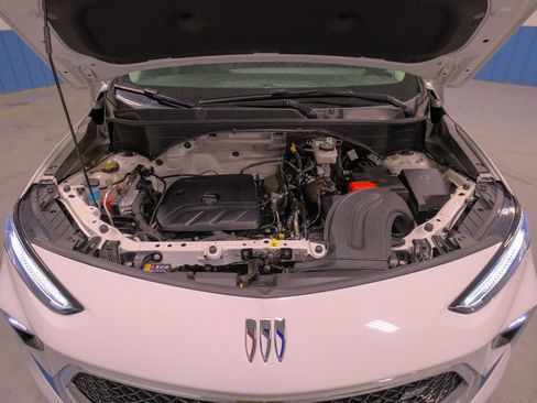 Used 2024 Buick Encore GX Sport Touring image 37