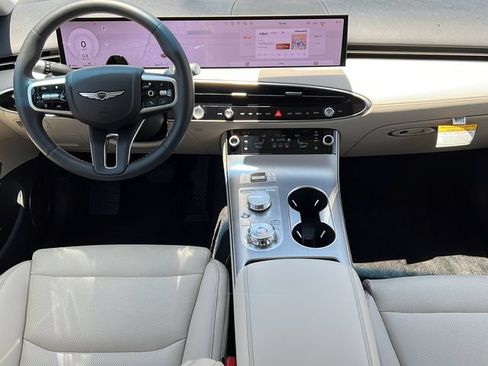 Certified 2026 Genesis GV70 2.5T Select AWD/4WD image 10