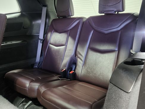 Used 2020 Cadillac XT6 Premium Luxury image 14