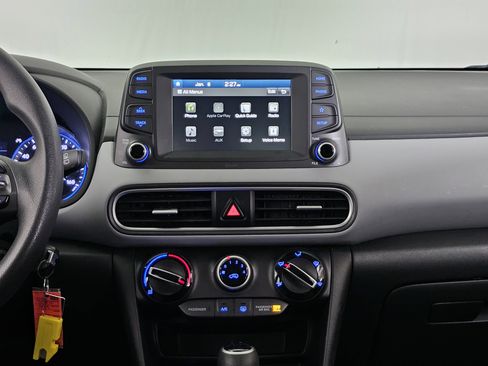 Used 2020 Hyundai Kona SE image 25