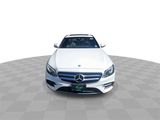 Used 2017 Mercedes-Benz E 300 4MATIC image 3