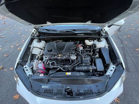 Used 2025 Toyota Camry LE image 28