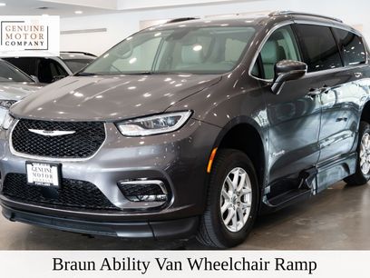 Used 2021 Chrysler Pacifica Touring-L