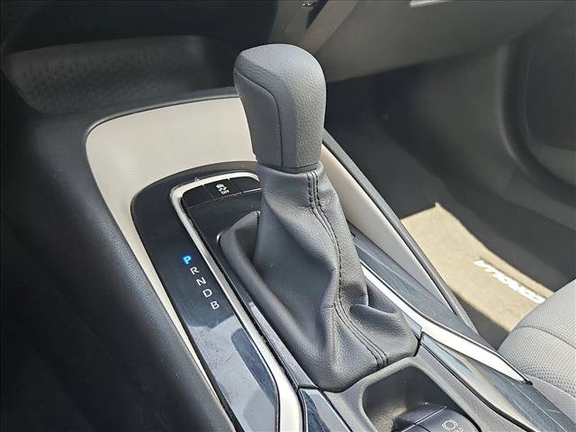 Used 2020 Toyota Corolla LE FWD image 12