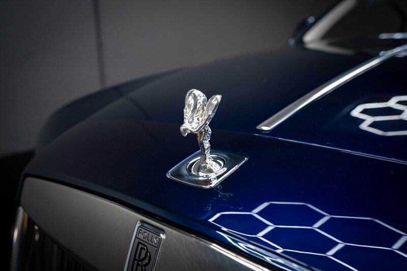 Used 2015 Rolls-Royce Wraith RWD image 10