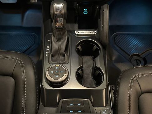 New 2025 Ford Bronco Badlands image 14