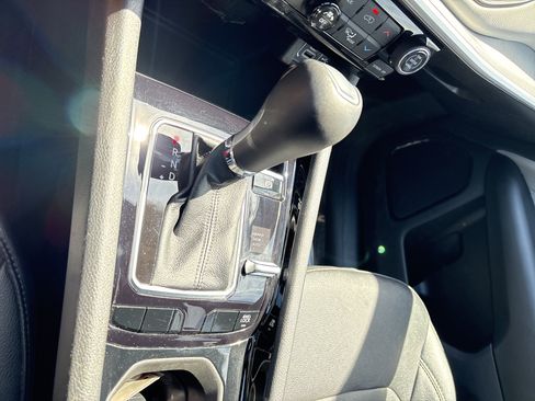 Used 2026 Jeep Compass Limited image 30