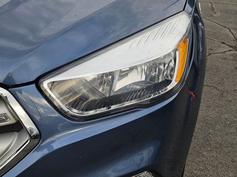 Used 2018 Ford Escape SE AWD/4WD image 12