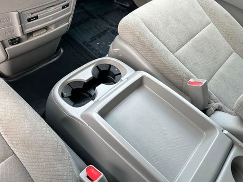 Used 2016 Honda Odyssey SE image 17