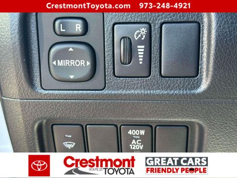 Certified 2018 Toyota 4Runner TRD Off-Road Premium AWD/4WD image 19