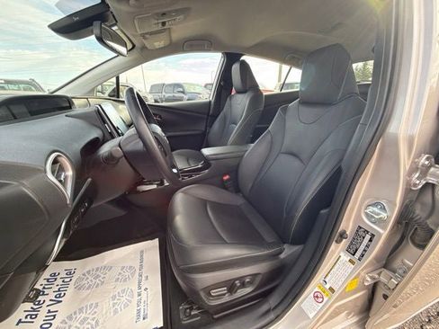 Certified 2020 Toyota Prius Prime Limited FWD image 19