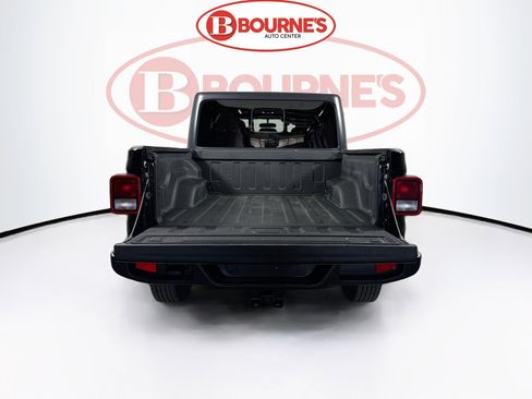 Used 2022 Jeep Gladiator Sport AWD/4WD image 24