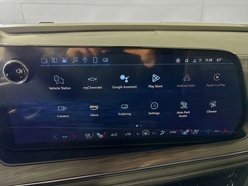 New 2025 Chevrolet Suburban Premier image 15