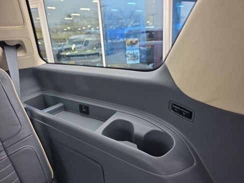 Used 2022 Lincoln Navigator Black Label image 47