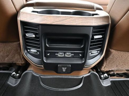 Used 2023 RAM 3500 Limited AWD/4WD image 18