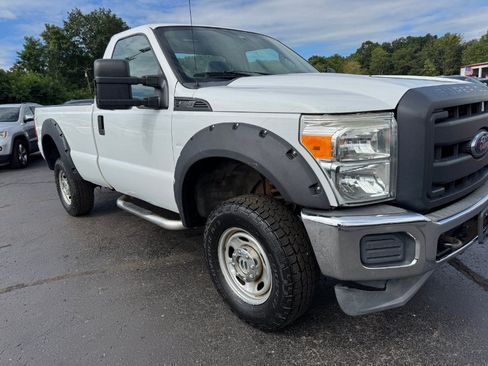 Used 2014 Ford F250 XL w/ Snow Plow Prep Package AWD/4WD image 12