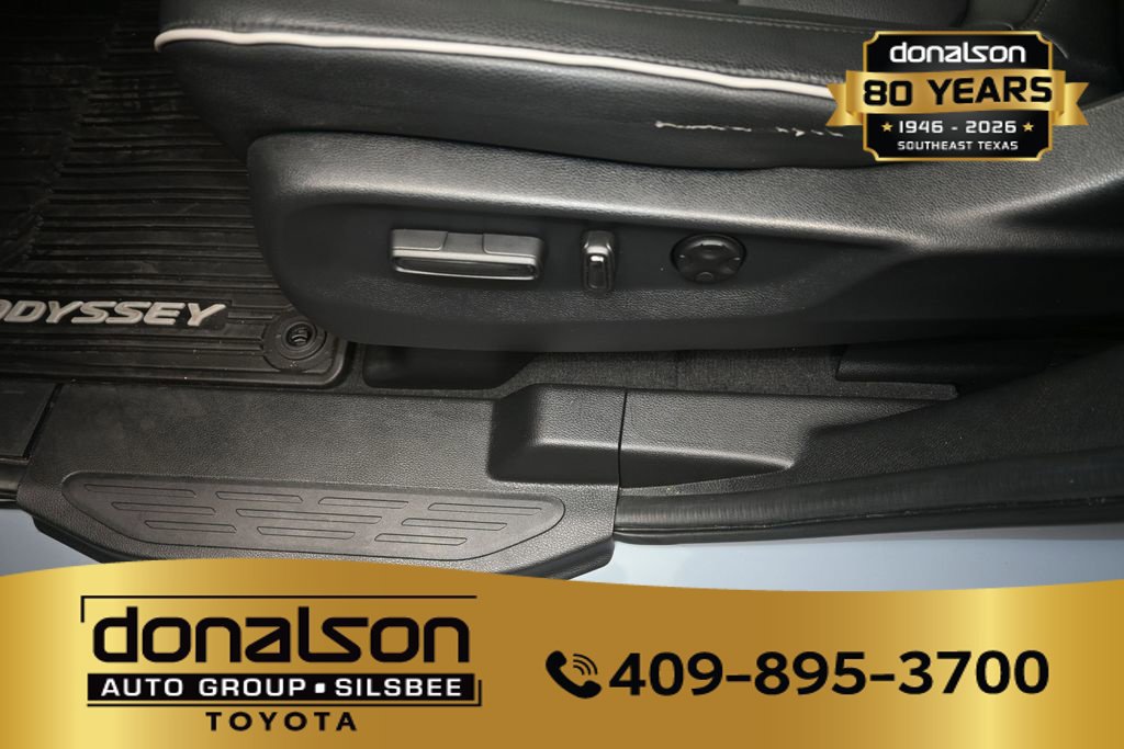 Used 2025 Honda Odyssey Touring image 12
