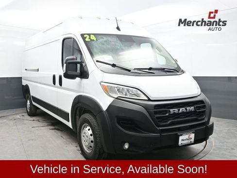 Used 2024 RAM ProMaster 2500 w/ Convenience Group image 1