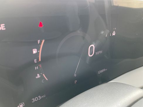 Used 2025 Buick Encore GX Preferred image 40