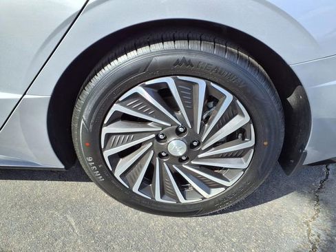 Used 2023 Hyundai Sonata SEL FWD image 19