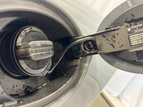 Certified 2024 Porsche 911 Carrera GTS image 54