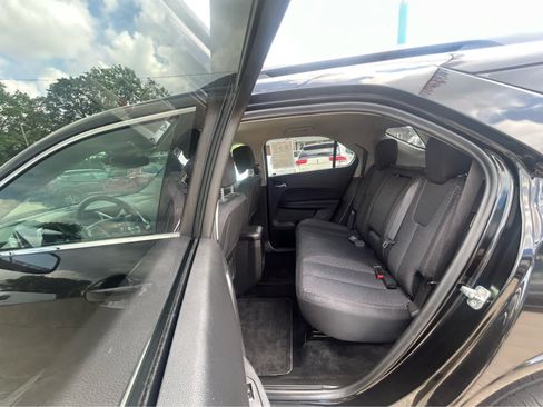 Used 2017 Chevrolet Equinox LT w/ Convenience Package AWD/4WD image 10