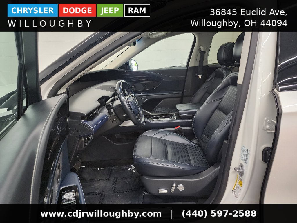 Used 2024 Lincoln Nautilus Reserve w/ Equipment Group 202A AWD/4WD image 14