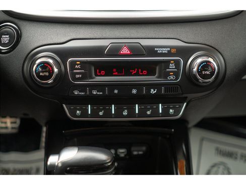Used 2019 Kia Sorento SX FWD image 12