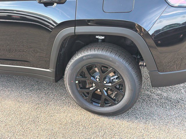 New 2026 Jeep Grand Cherokee Altitude AWD/4WD image 6
