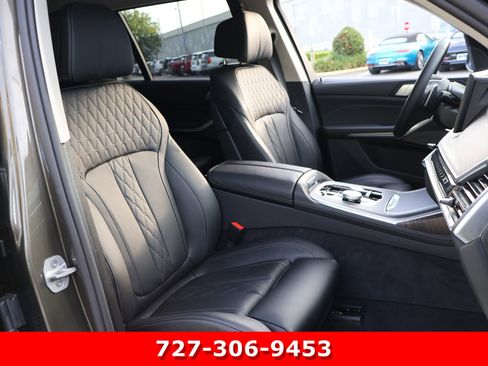 Used 2026 BMW X7 xDrive40i AWD/4WD image 24