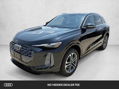 Used 2025 Audi Q5 Premium w/ Convenience Package
