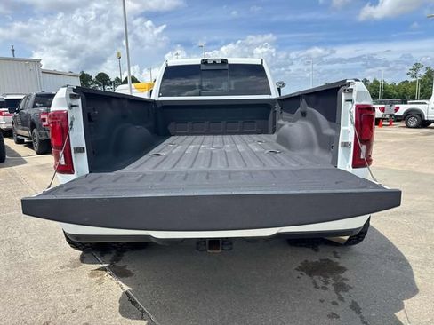 Used 2025 RAM 3500 Laramie AWD/4WD image 12