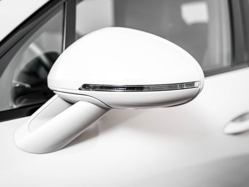 Certified 2026 Porsche Macan S AWD/4WD image 28