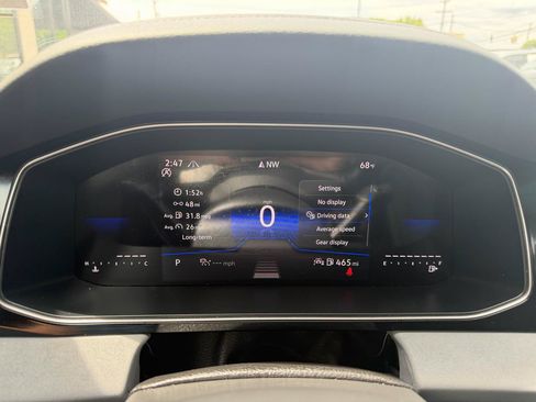 Used 2025 Volkswagen Jetta SE FWD image 18