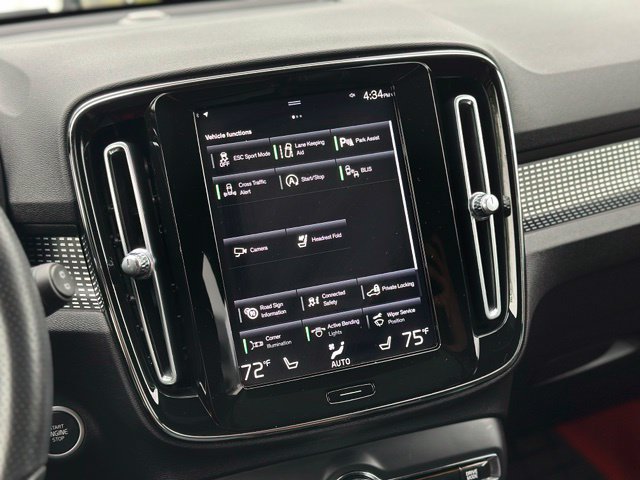 Used 2021 Volvo XC40 T5 R-Design AWD/4WD image 15