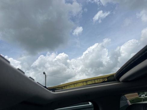 Used 2015 Honda Fit EX-L image 10